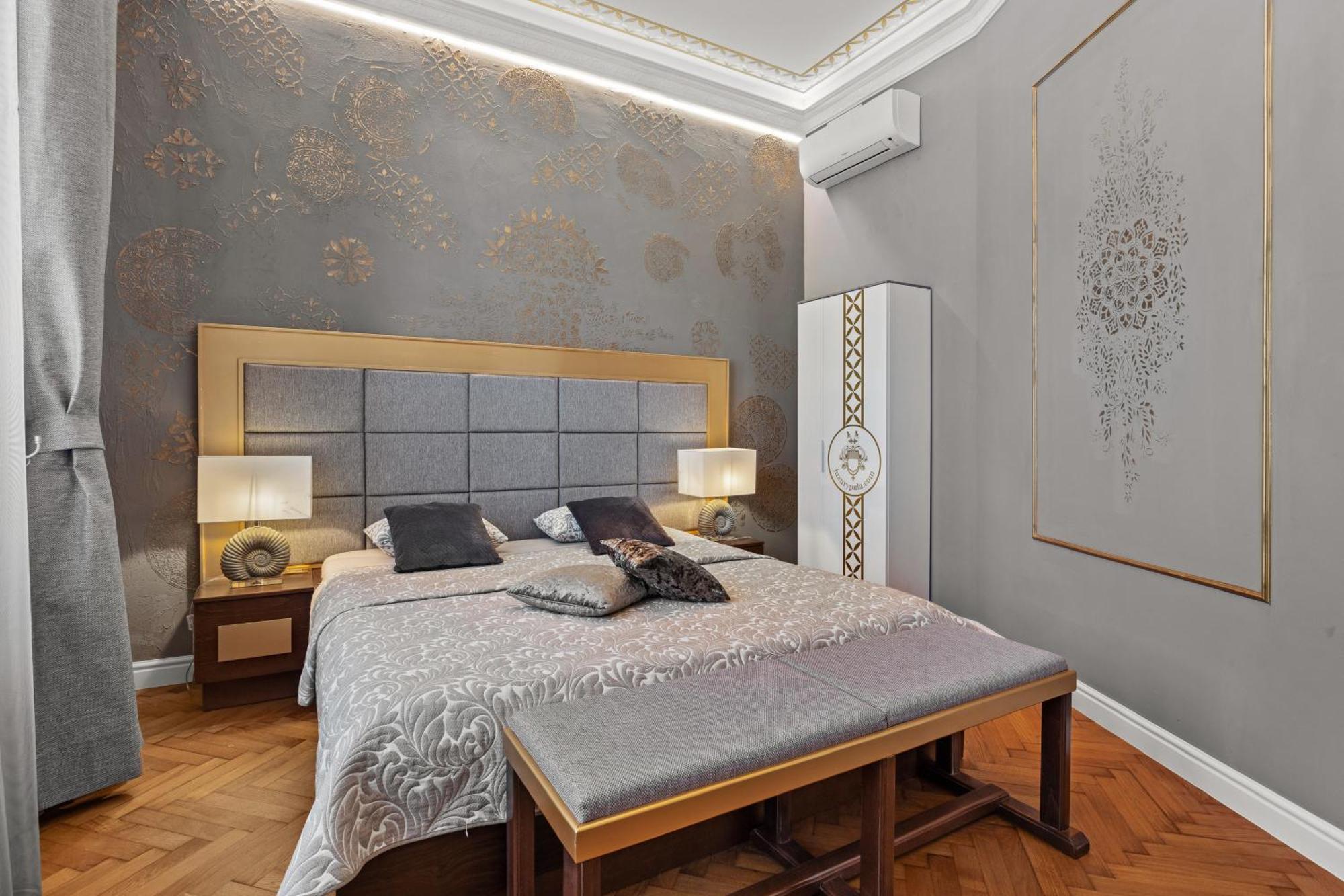 Villa Muenz Luxurious Residence Pula Luaran gambar